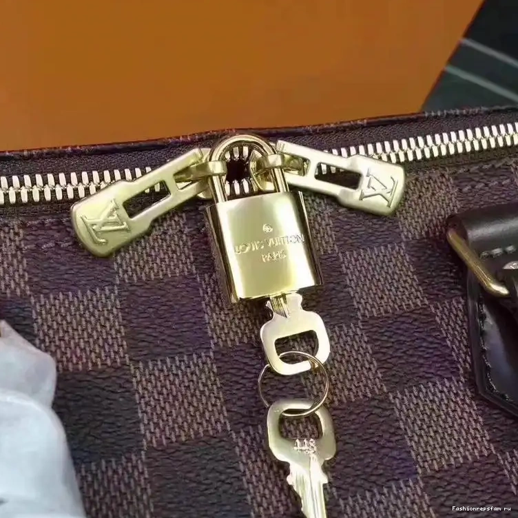 Fashionreps Bags 19T1L0627 LV 0803